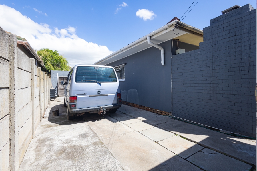 3 Bedroom Property for Sale in Parow Valley Western Cape